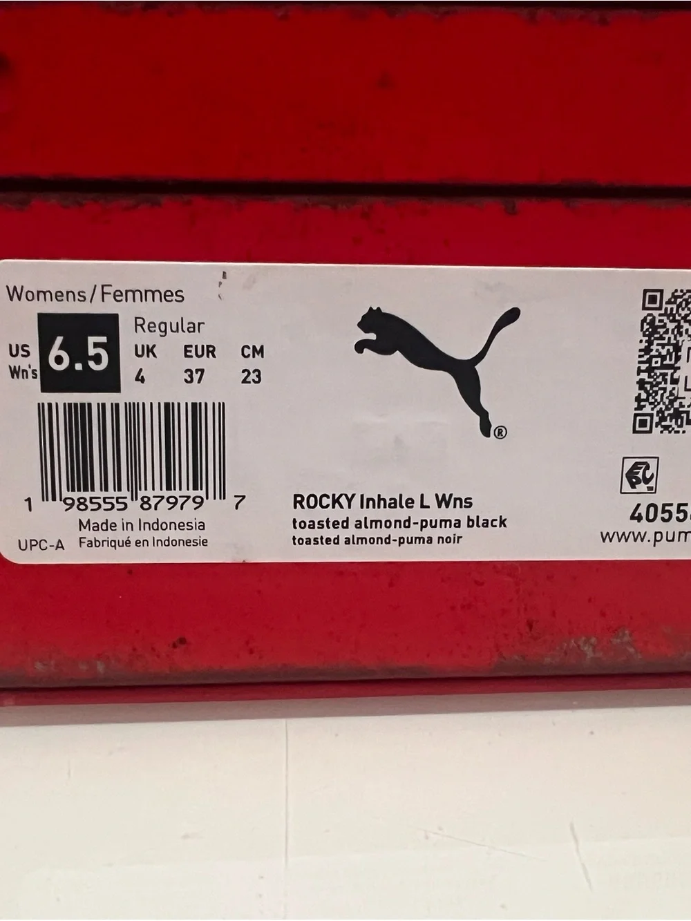 Puma stylish sneakers